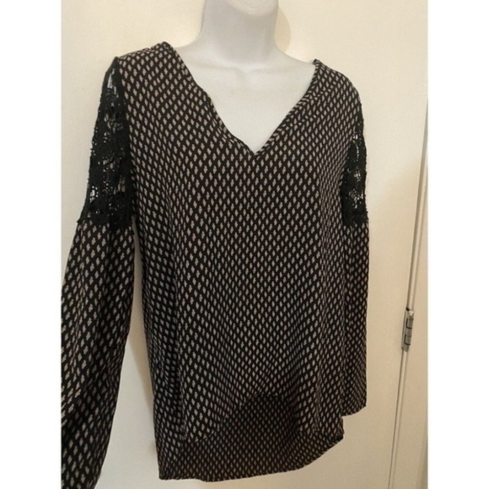 Sage Top With Lace Detail Size M